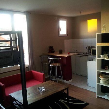 Studio Near Paris Metro Robespierre Bagnolet Kültér fotó